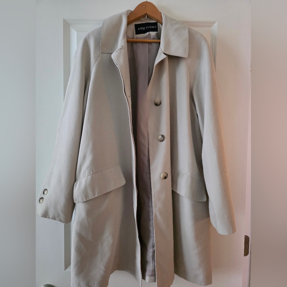 Anne Klein Trench Coat Hidden Buttons Lightweight Womens 8 Preppy Academia Beige